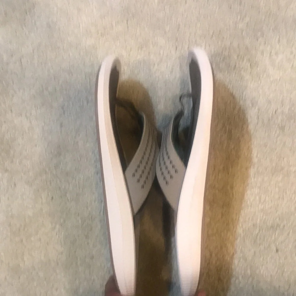 Men’s Olukai Sandals in Clay/Mustang-Size 9 - Picture 6 of 8